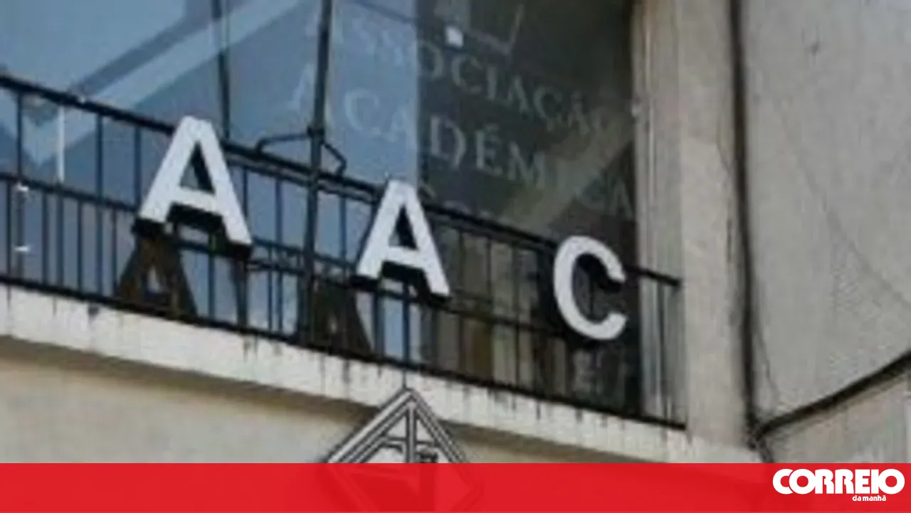 Rádio and the Coimbra Academic Association targeted by insults and threats