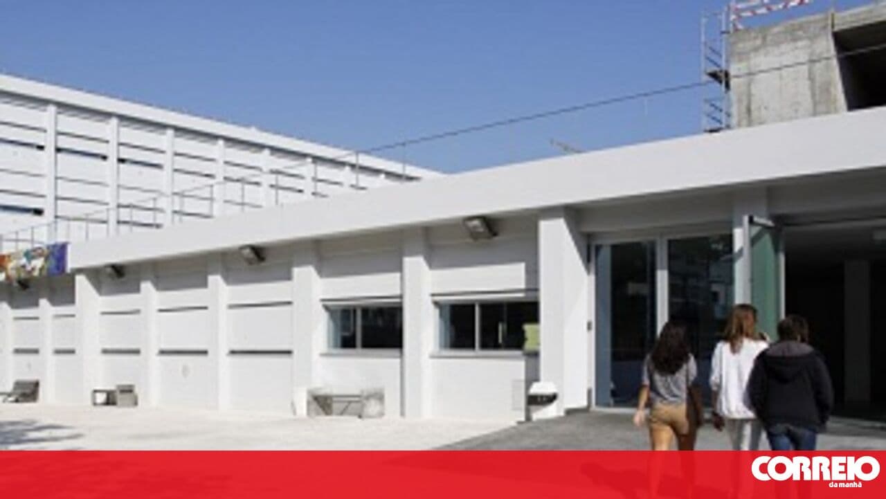 Visual and audiovisual arts teachers at artistic schools have no vacancies for permanent placement