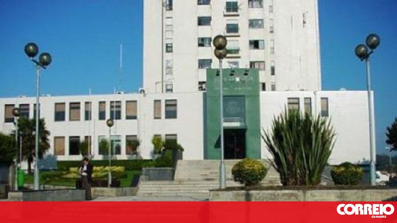 Public Prosecutor's Office requests suspended sentence for current and former Mayor of Valongo for abuse of power