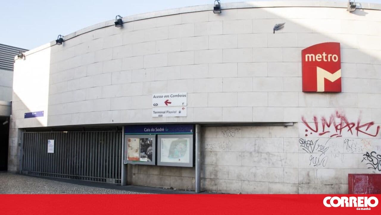 Cais do Sodré metro station closed between August 8 and 26