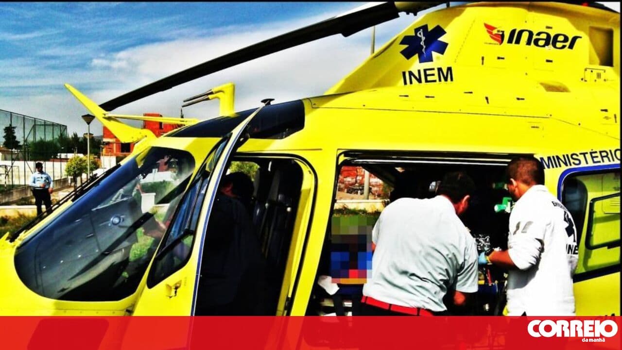Agricultural tractor accident leaves one person seriously injured in the municipality of Mogadouro
