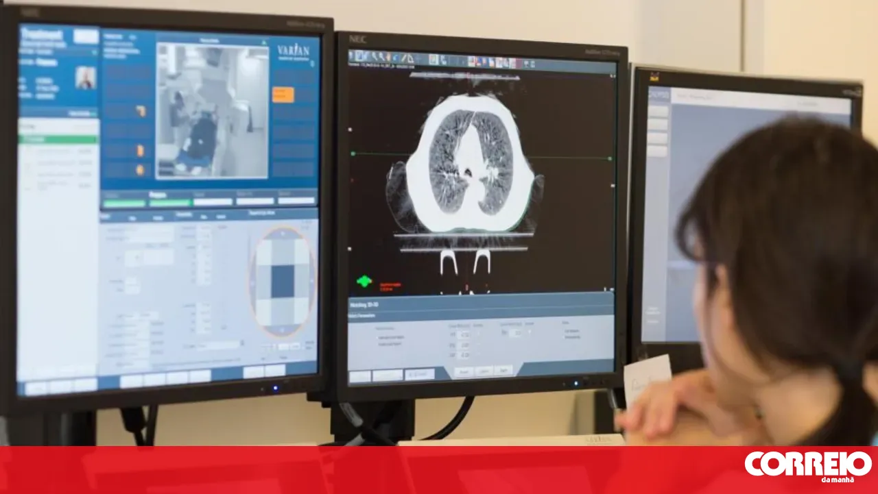 Radiotherapy resumption in Évora conditional on completion of tests and licensing