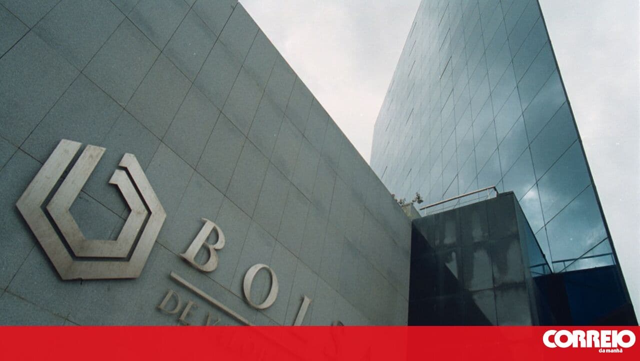 Lisbon stock exchange opens 0.02% higher