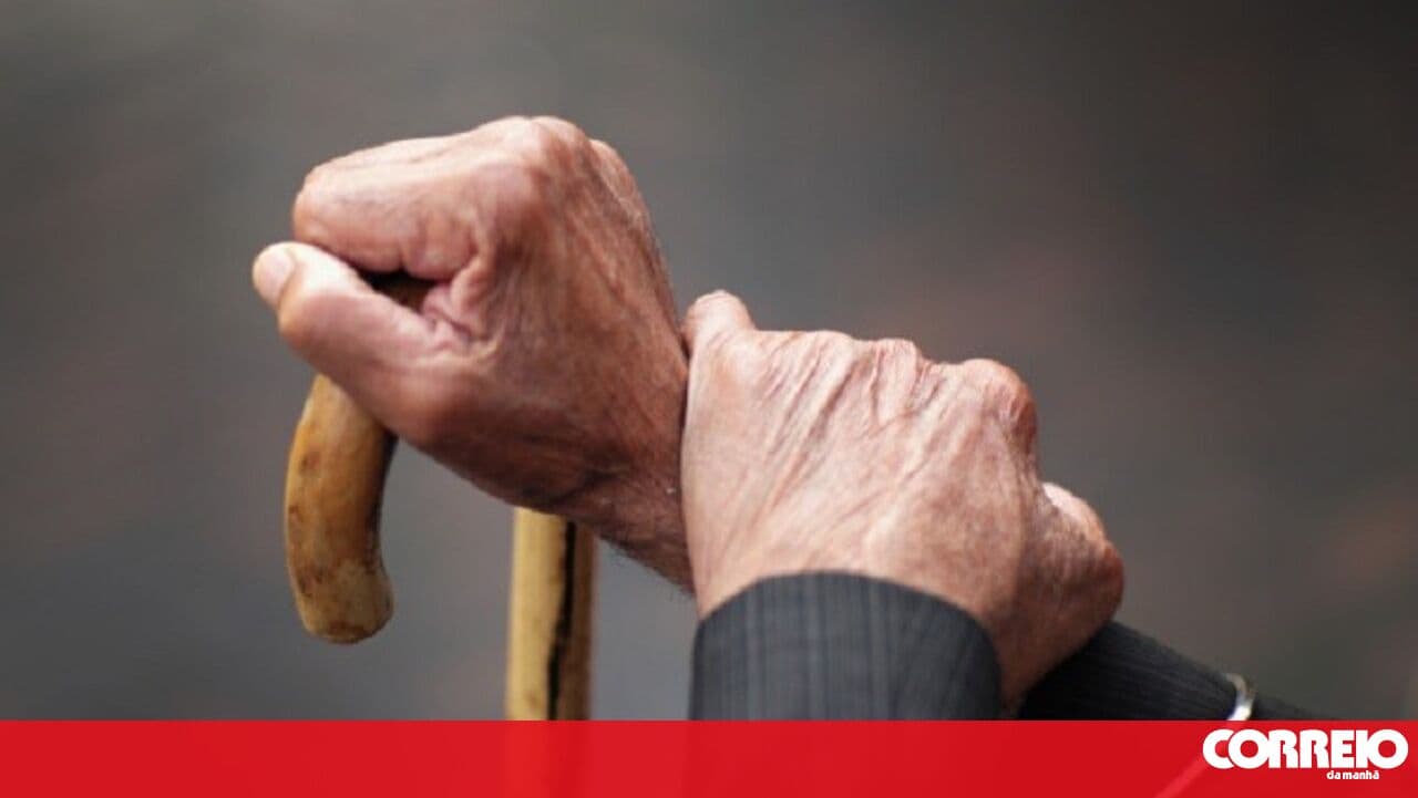 Pre-trial detention for man who violently robbed an elderly person in Oliveira de Azeméis