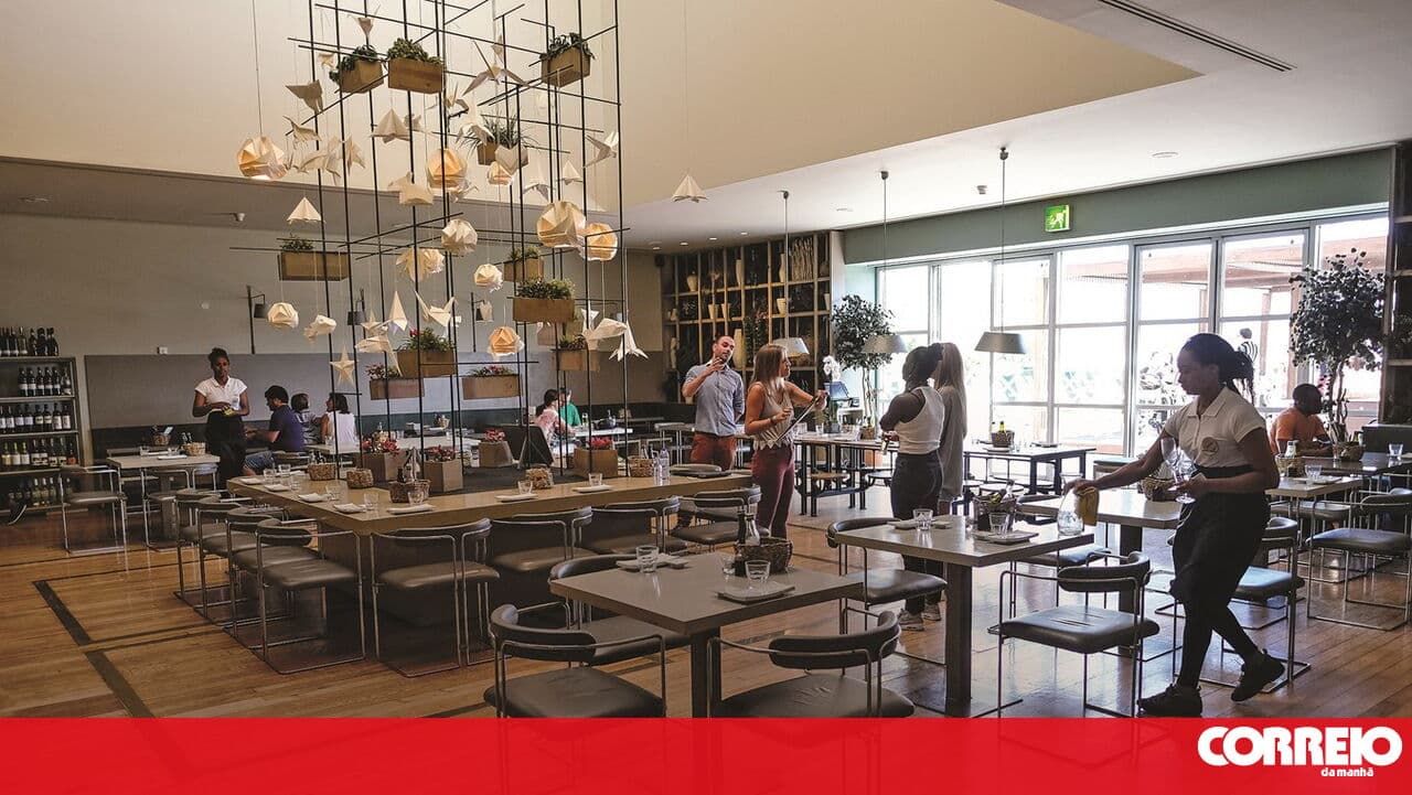 EGEAC Lisboa Cultura workers call for a general strike on 24 April