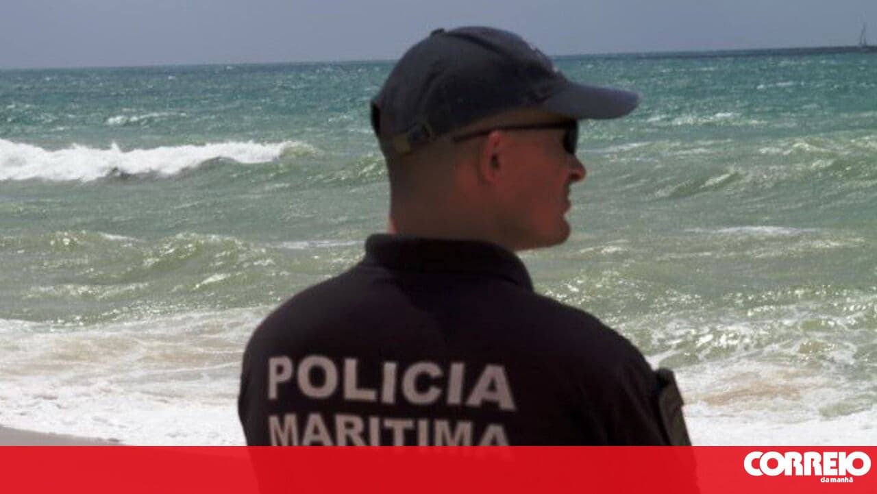 Man dies at Porto do Dinheiro beach in Lourinhã