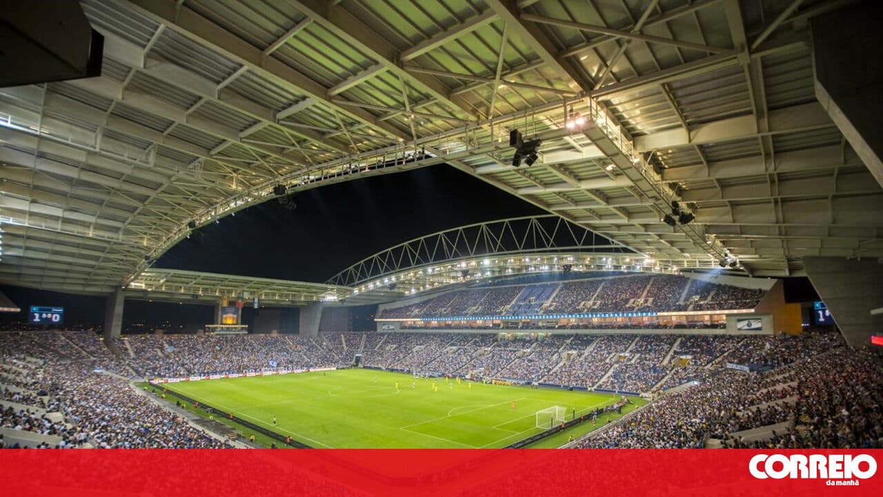FC Porto champion: Shares close down 4.73% to 3.22 euros