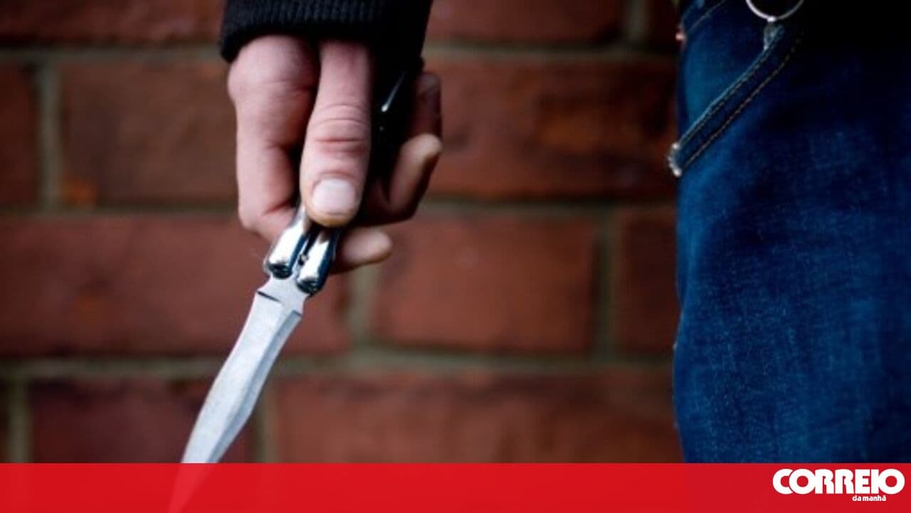 Man arrested for attempting to kill another by stabbing in a caravan park in Albufeira