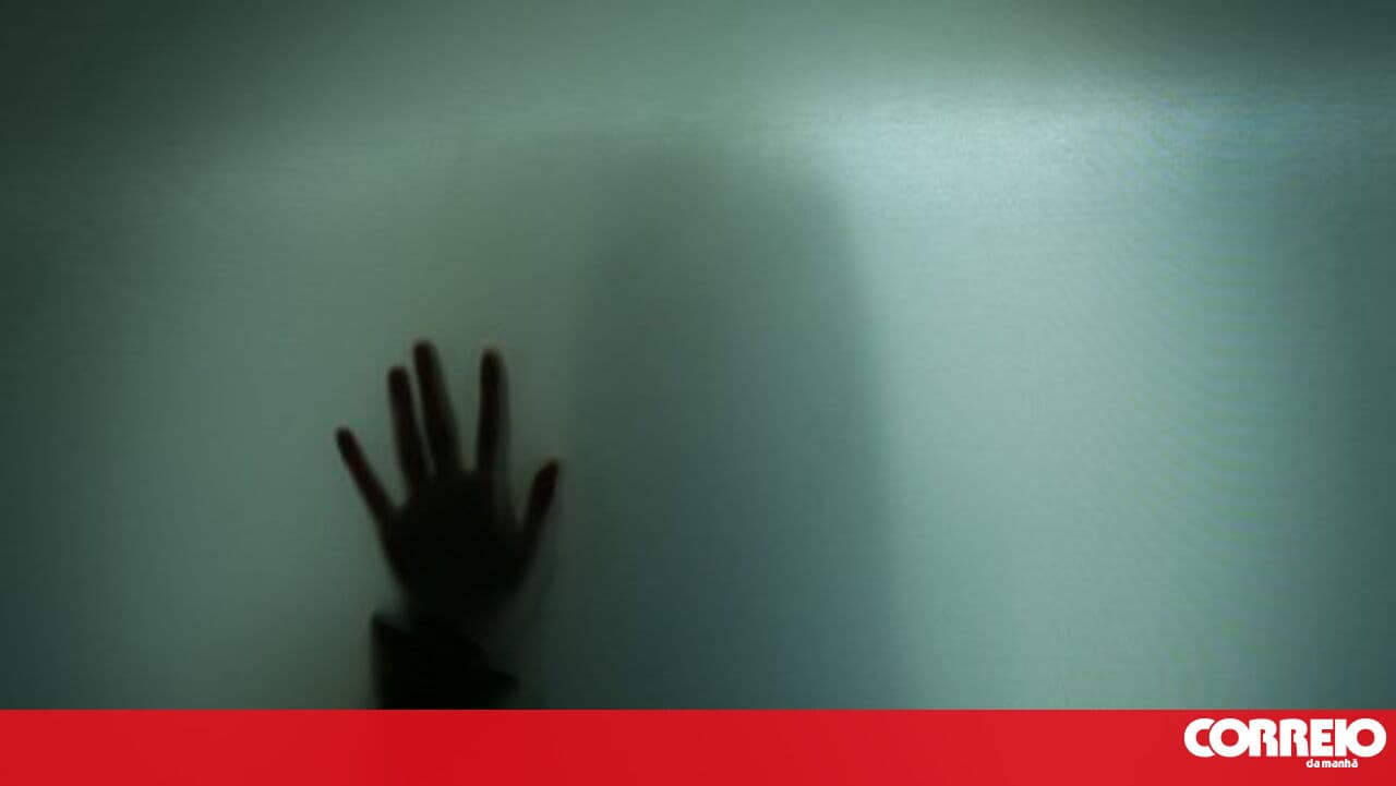 Woman hospitalised in serious condition after assault by partner in Lisbon