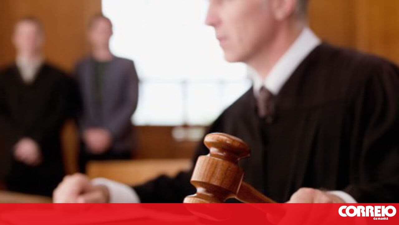 Former coordinating prosecutor for Leiria and Coimbra says she did not make case file disappear