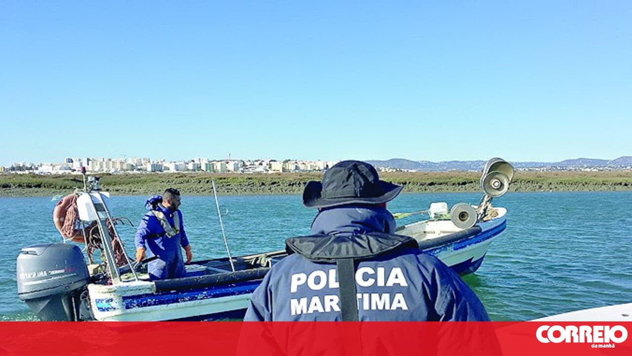 Authorities seize two speedboats in the Algarve on suspicion of drug trafficking