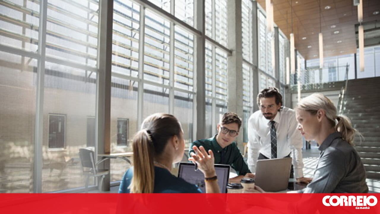 Analysis finds that changing contract duration could leave 13,000 workers a year off the payroll