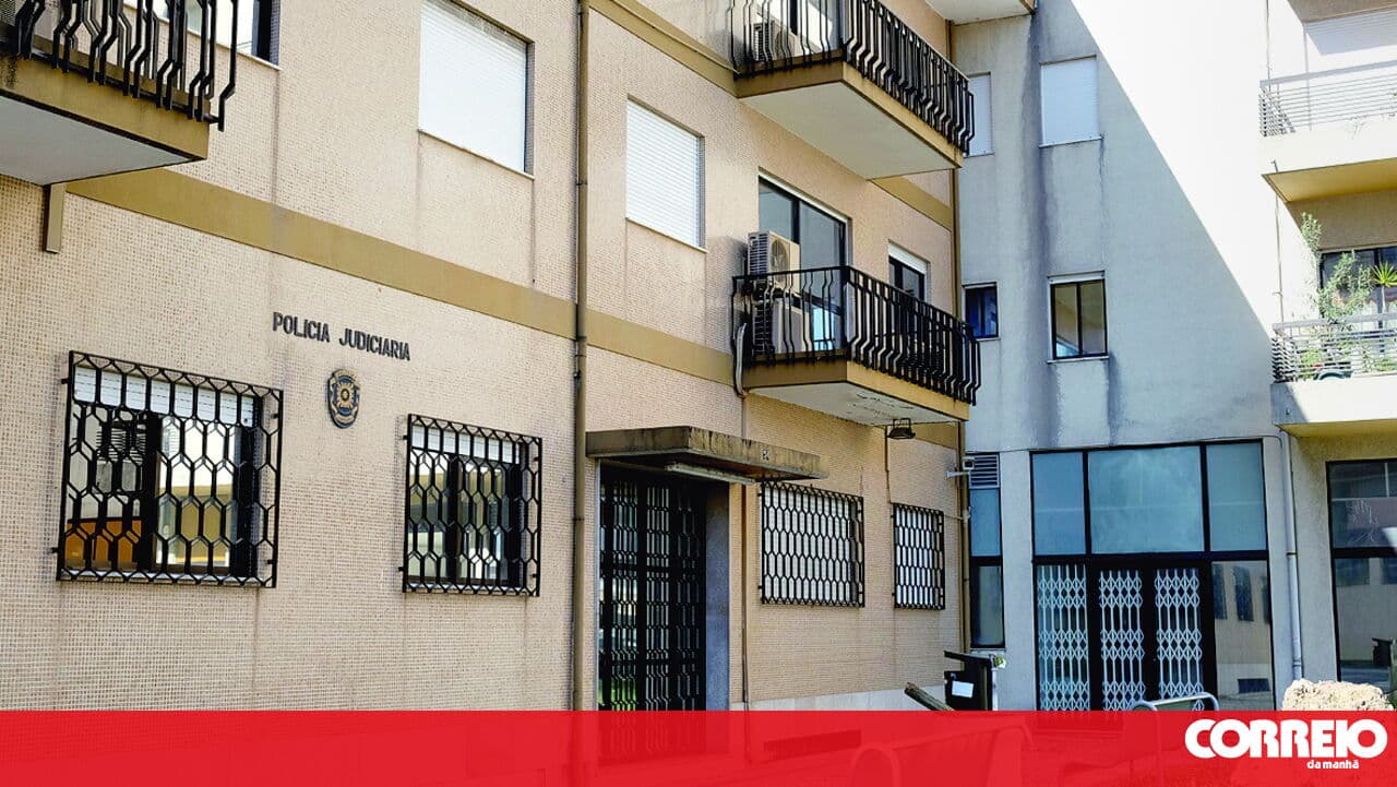 60-year-old woman mugged on a public street in Fafe