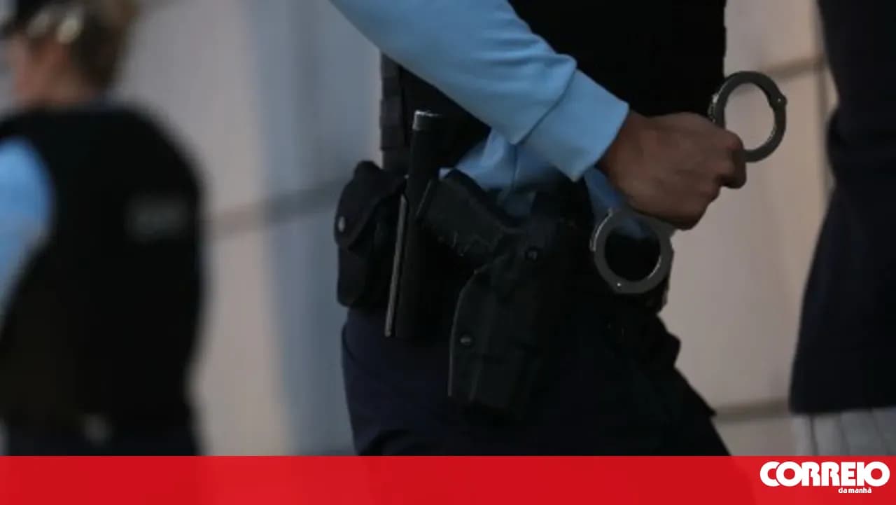 Young man arrested in Évora for psychological and physical abuse of his ex-partner