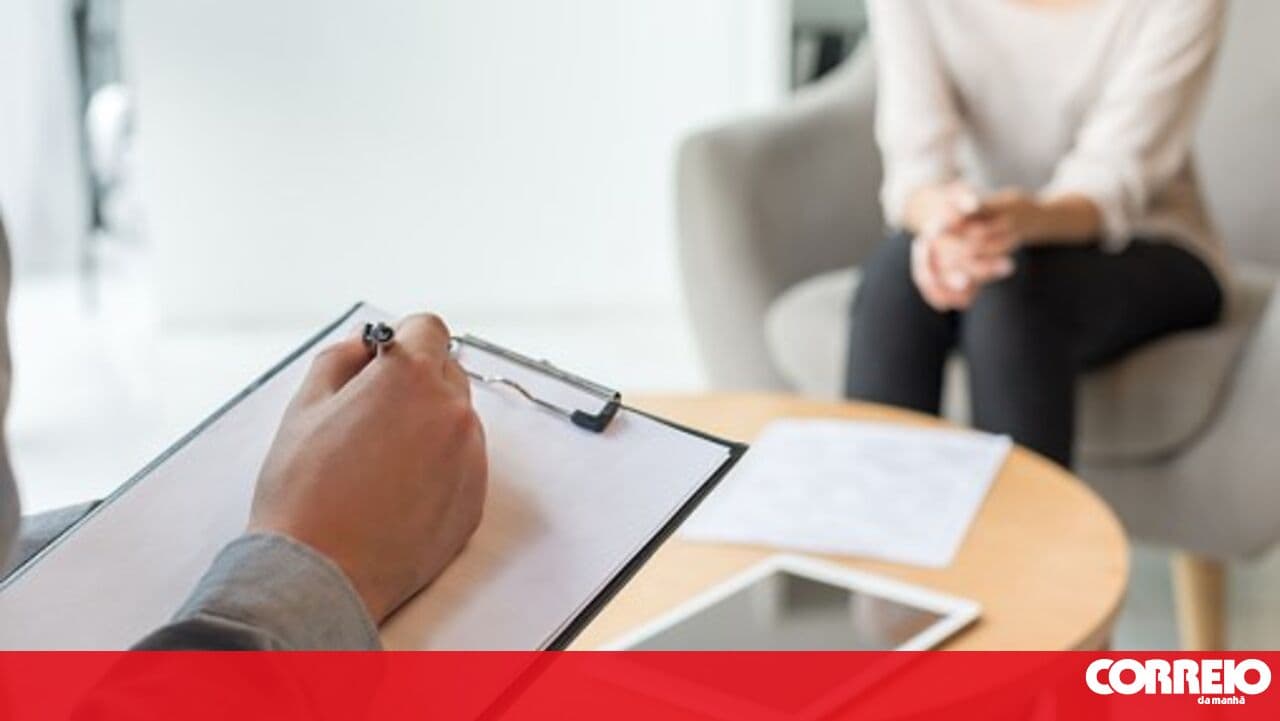 Psychologists and technicians remain in schools awaiting promised recruitment process