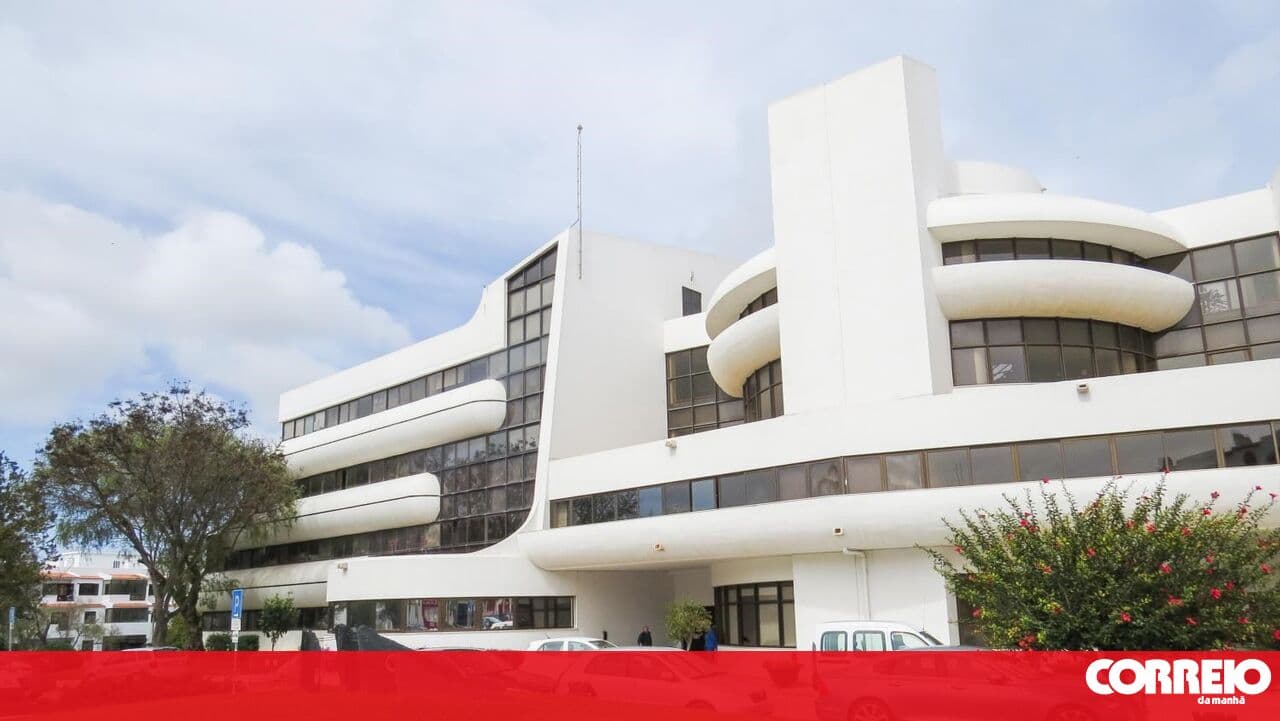 Albufeira City Council confirms searches, but says requested information "is public and easily accessible"