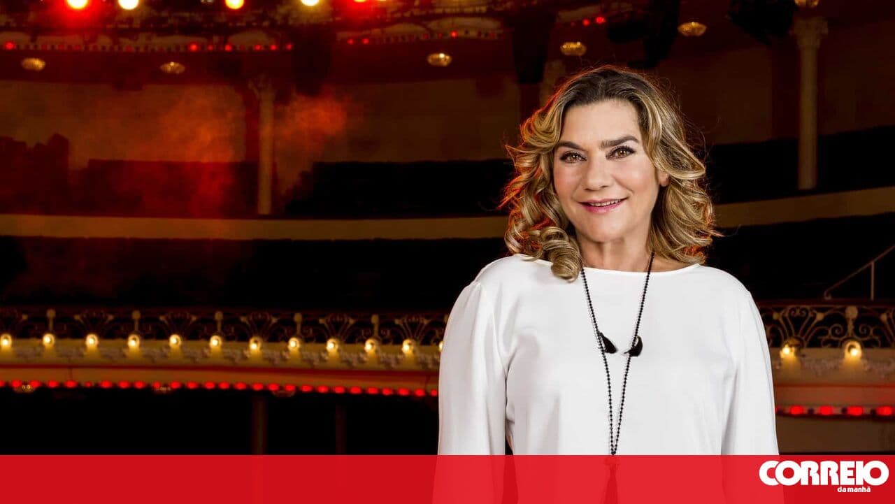 Marina Mota performs in a comedy at Casino Estoril