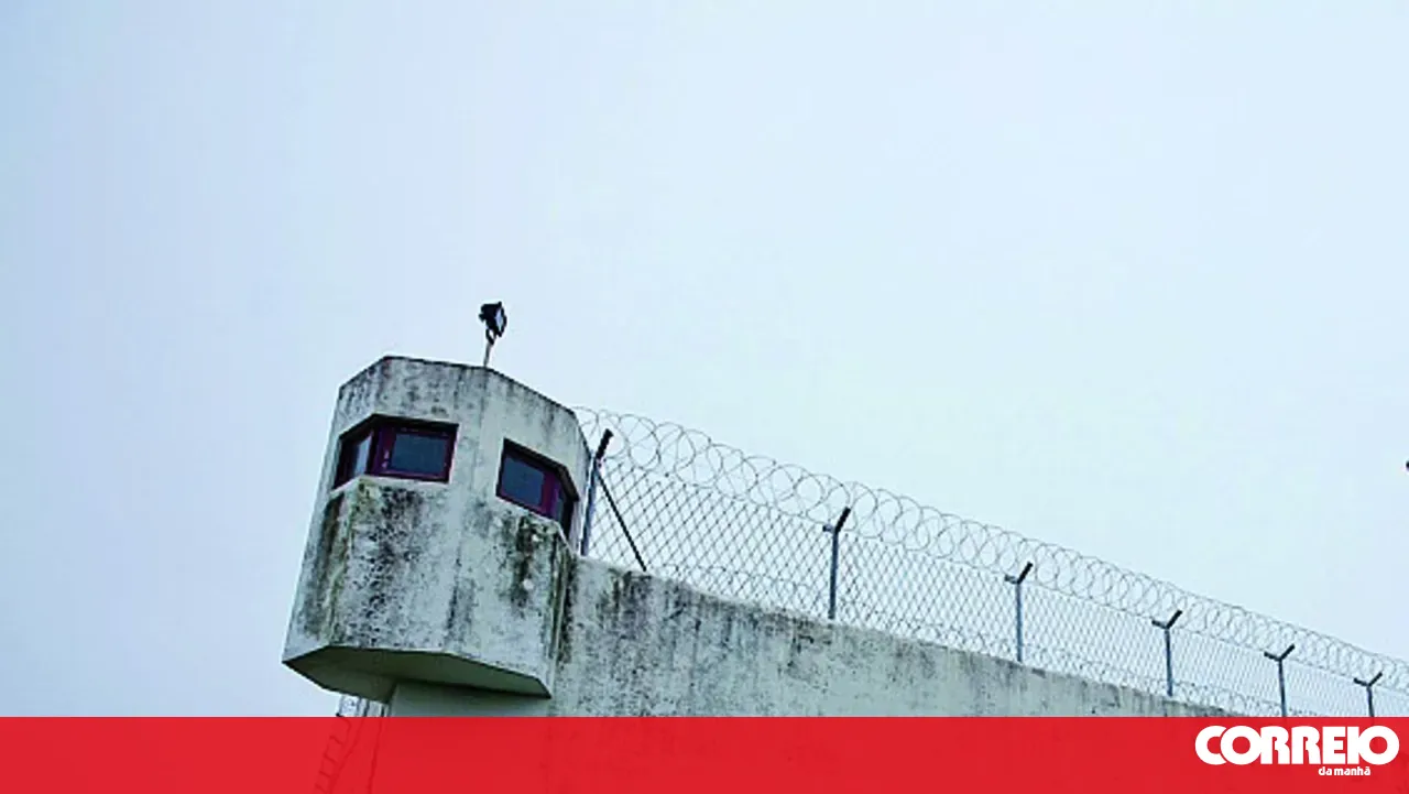 Minimum services of Custóias prison guards violated by prison management, union denounces