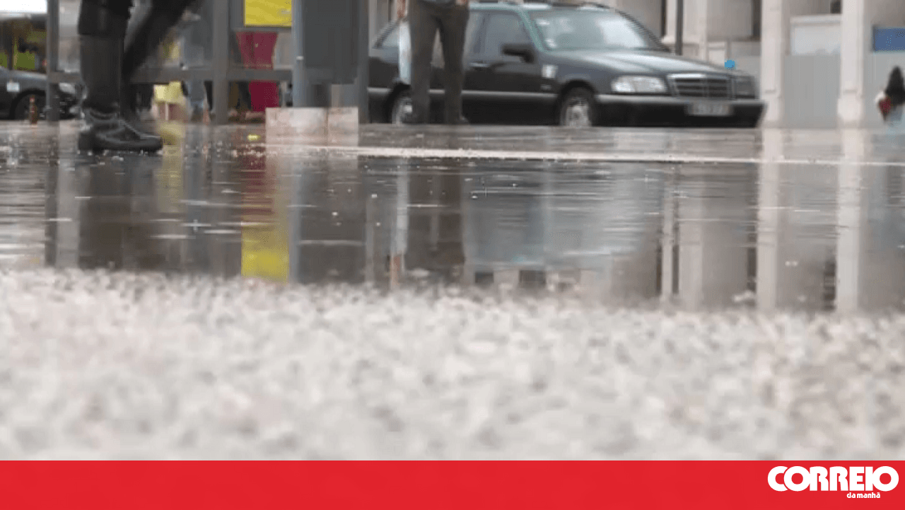 Mayor of Marinha Grande says the municipality 'is in chaos'