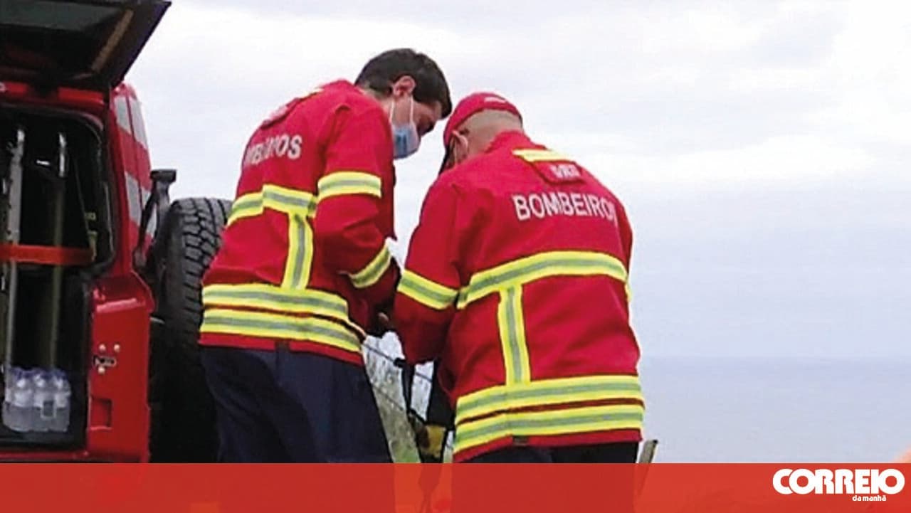 Fire in Arouca in the mop-up phase