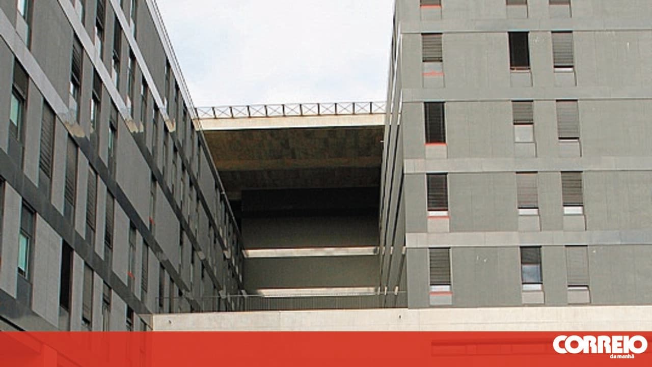 Mayors call for the reopening of the obstetric emergency department in Vila Franca de Xira in parliament
