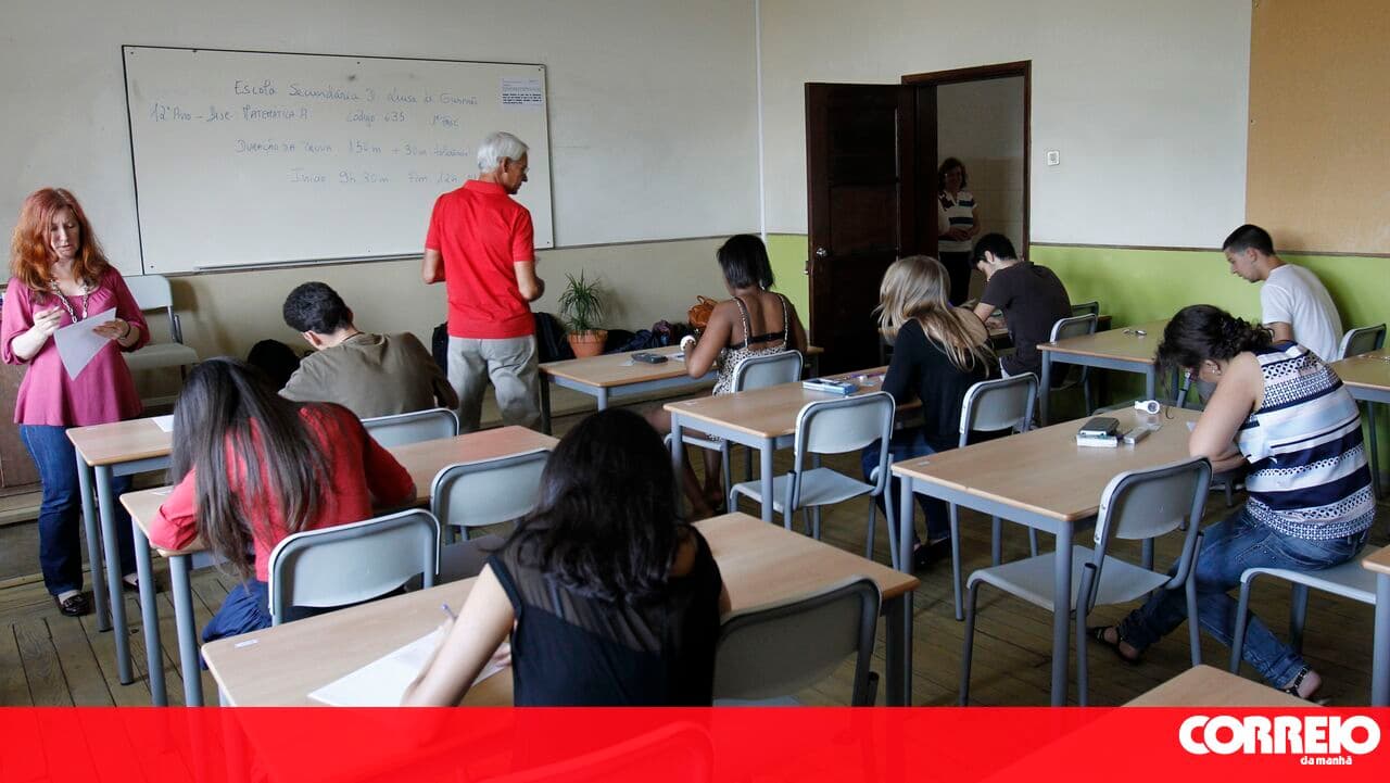 Unions and Government meet again to decide the future of teachers