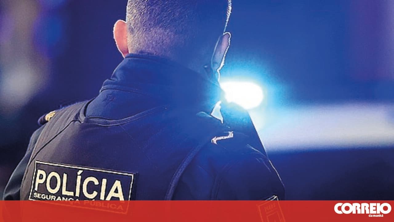 Trio robs, assaults and kidnaps man in Odivelas