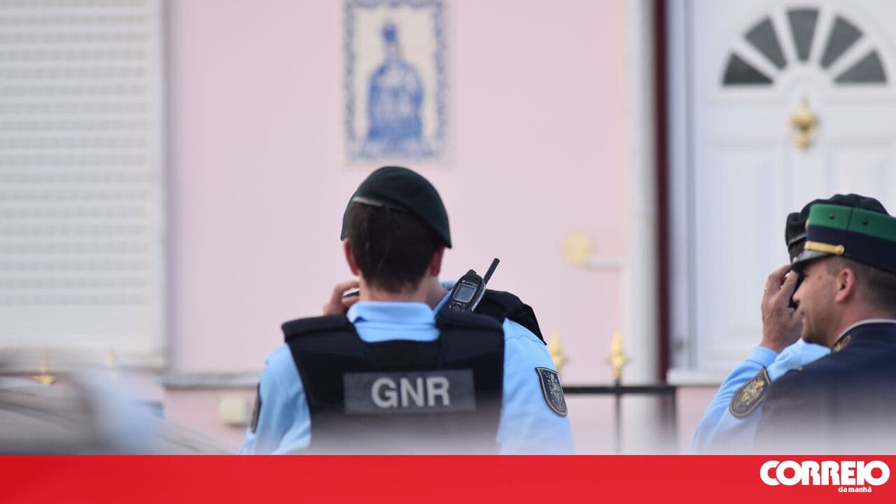 Lawyer stabbed with a bladed weapon in Alvor — suspect arrested by the GNR