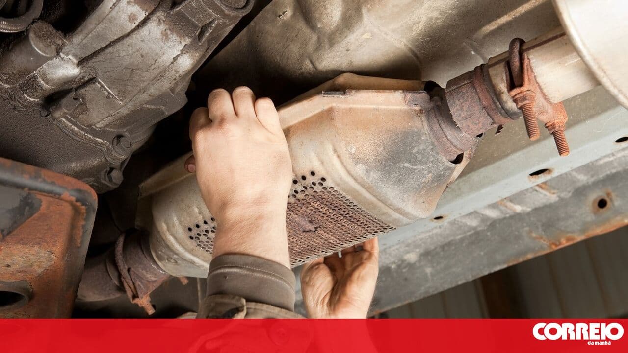 Researchers warn of metal contamination released by catalytic converters