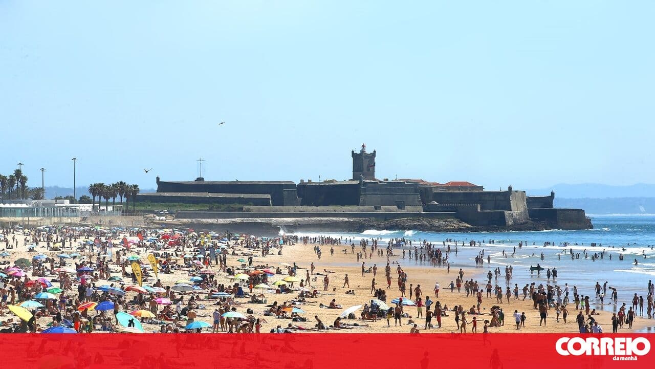 Bathing season begins on Friday at 13 beaches in Cascais and four in Madeira