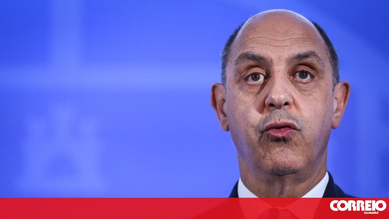 Manuel Pizarro says Gouveia e Melo will decide; others wait for the minister or secretary-general