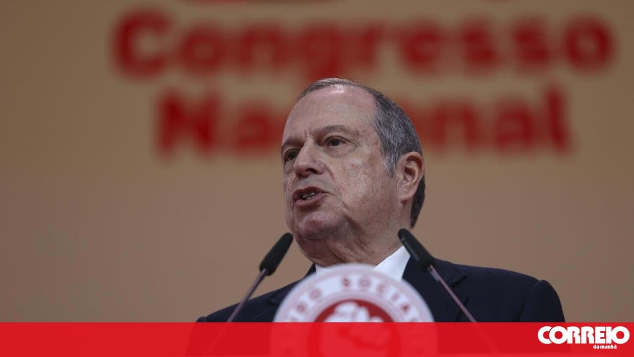 Carlos César re-elected president of the PS with 89.9% of the votes