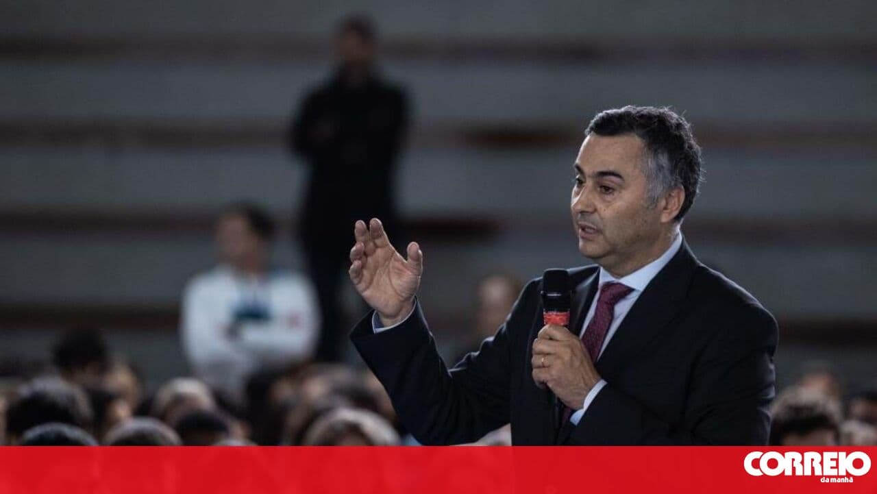 “More than 10,000 teachers from the North are not available to come to Lisbon,” guarantees the Minister of Education