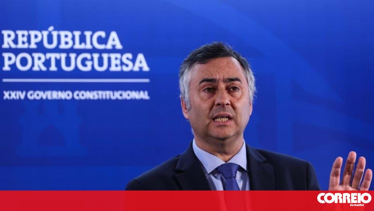 Education minister asks RTP for explanations