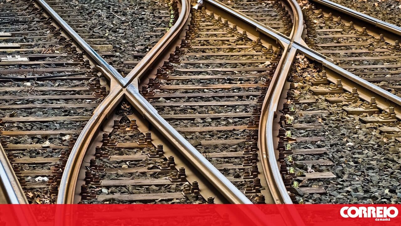 Rail services restricted on several lines at 15:00