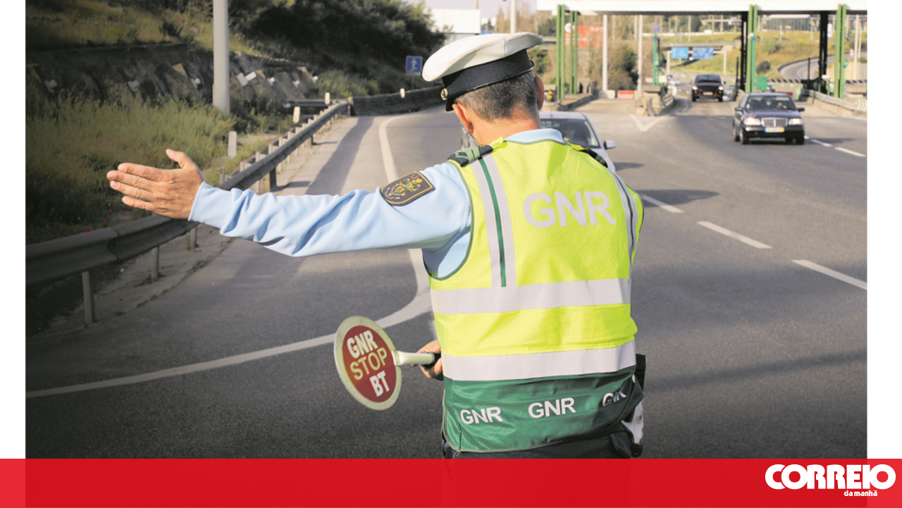 GNR intercepts car on the A1 carrying radioactive material without a licence