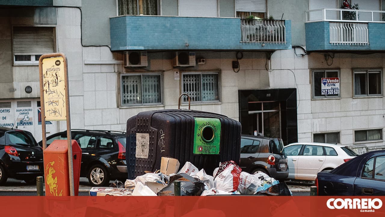 Waste sector is massively joining the strike