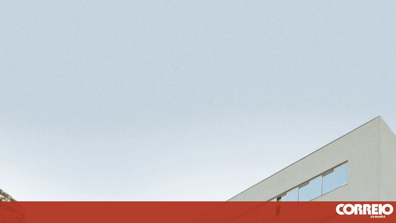 Notícias Ilimitadas with 120 thousand euros in rent arrears