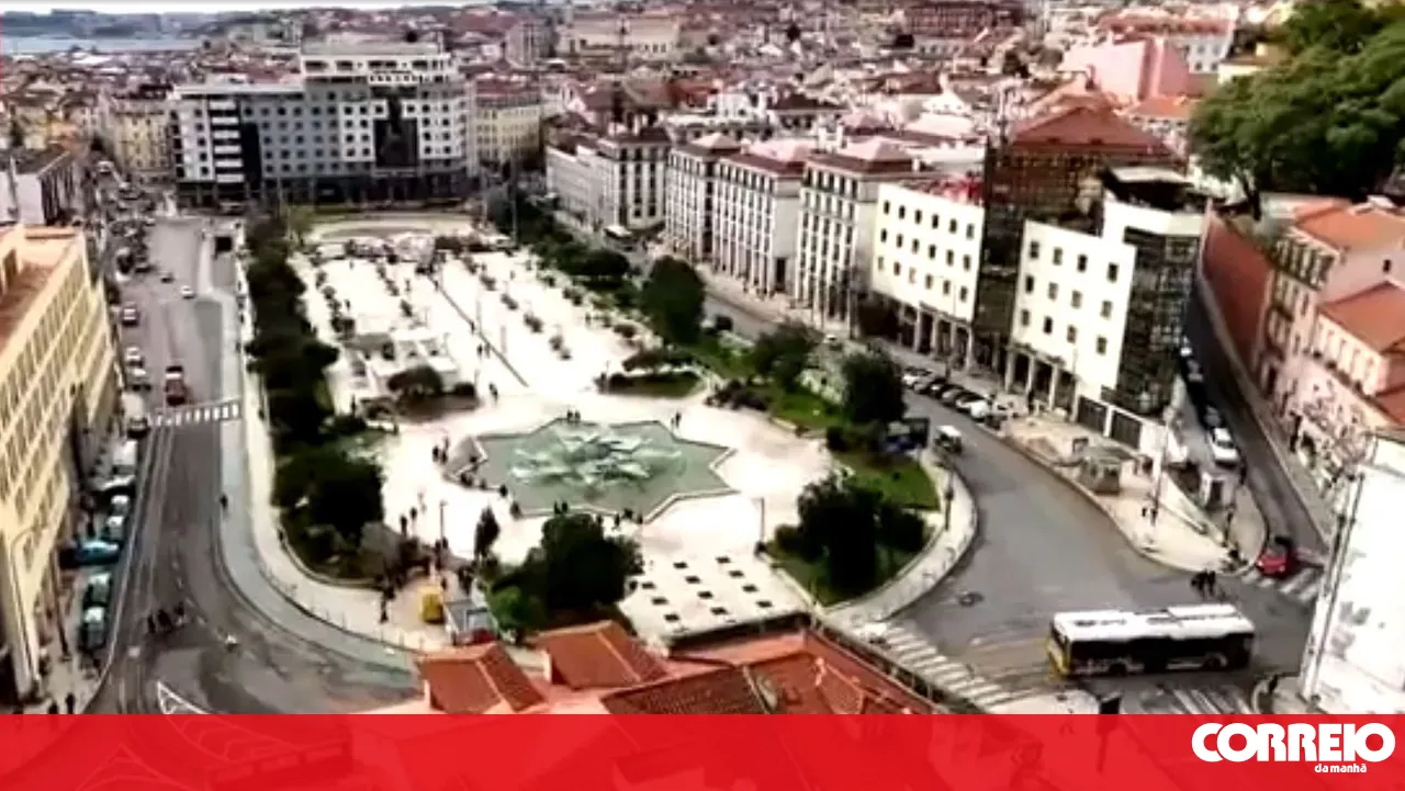 Drugs, fear and addiction mark daily life in Martim Moniz, Lisbon