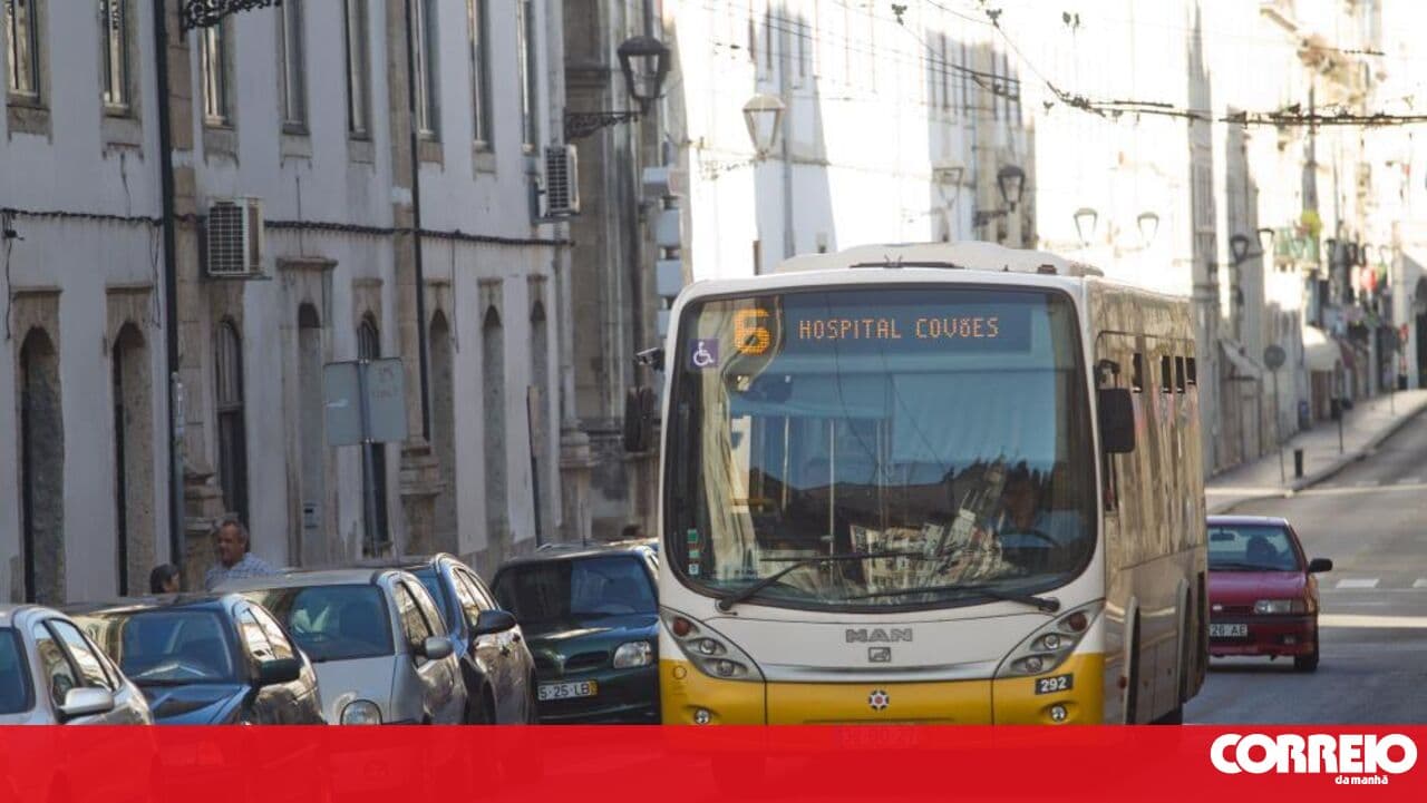 Coimbra will continue to subsidise transport passes for students from other municipalities