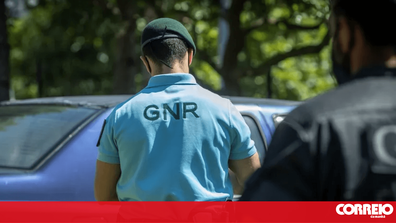 Man attempts to steal ride‑hailing vehicle during trip in Silves