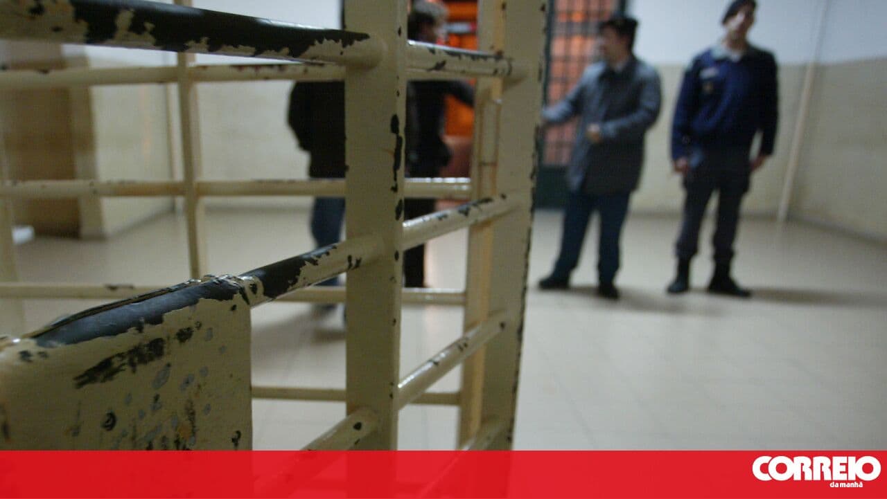 Ministerial order speeds up training of prison officers