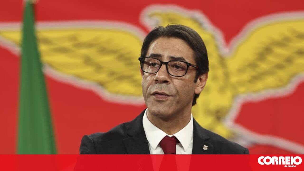 The controversies surrounding the luxury homes of Rui Costa's company. Watch now on Liga D'Ouro