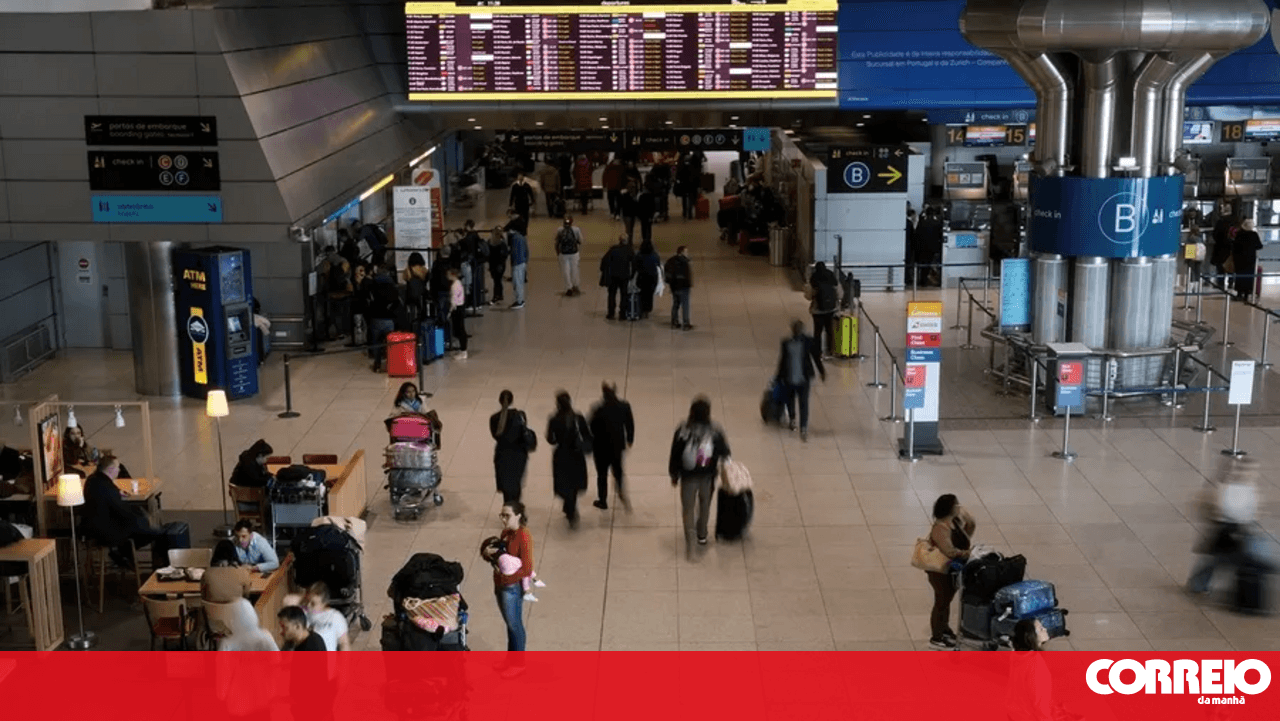 Authorities detain woman at Lisbon airport for cocaine trafficking