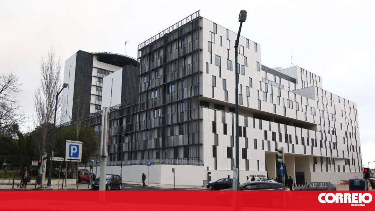 Retired man arrested in Amadora after sexually abusing his daughters and grandson for 30 years