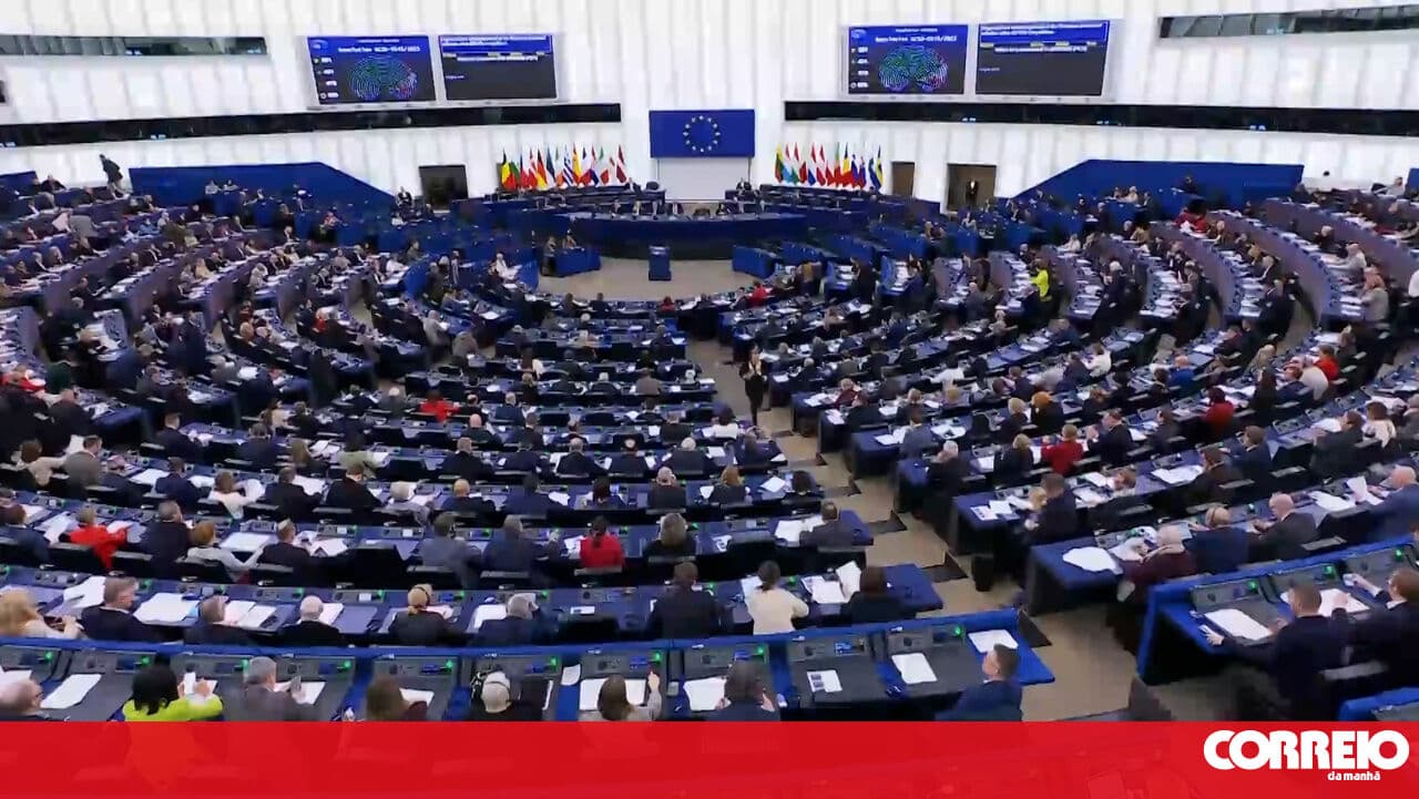 European Parliament marks 40 years since Portugal's accession and discusses the global situation