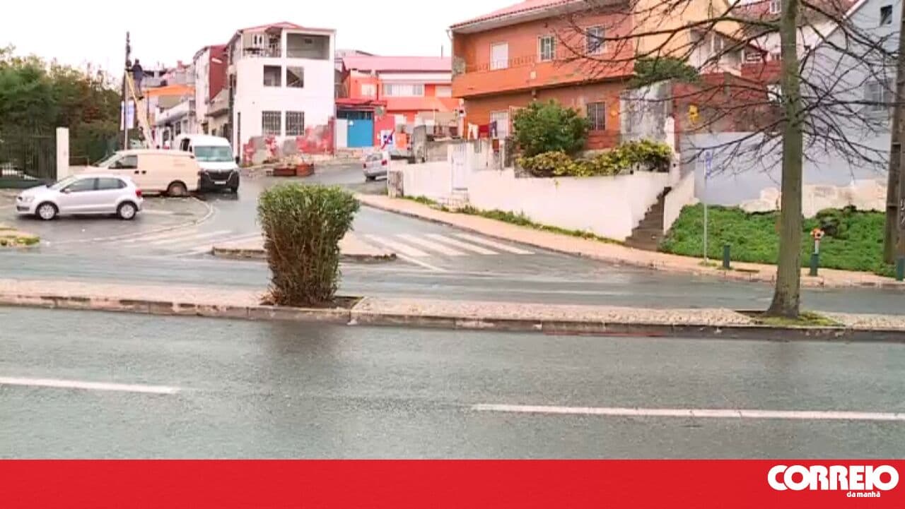 Man breaks into house and abducts five-year-old girl; 15-year-old sister raised the alarm