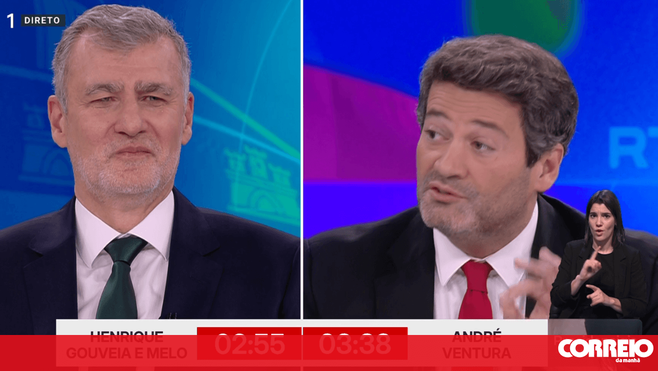 Ventura says that the Constitution "is not a Bible" that cannot be changed. Gouveia e Melo says he is open to changes