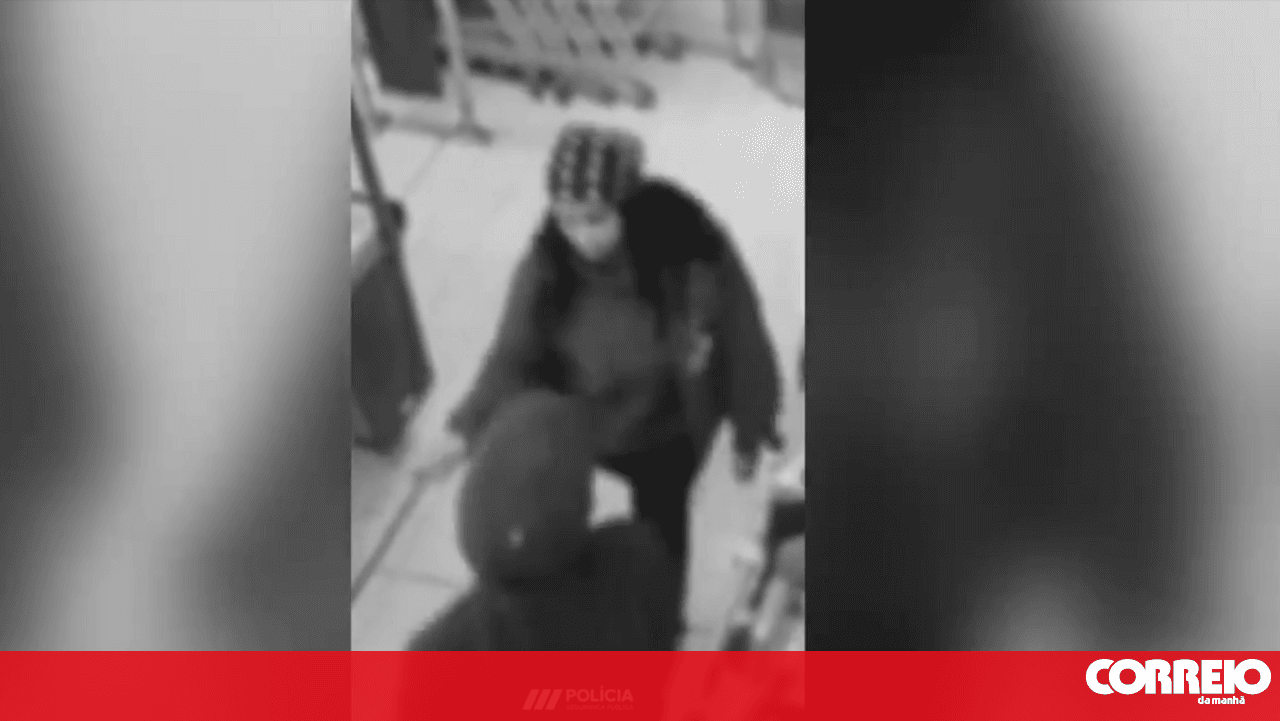 Attempts to stab during robbery of bottles of olive oil in Amadora