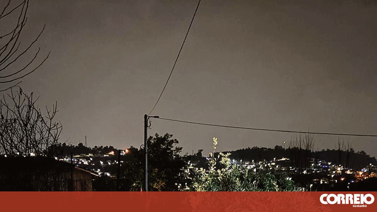 Gambling addict kills uncle with three blows from an iron bar and burns body in Felgueiras